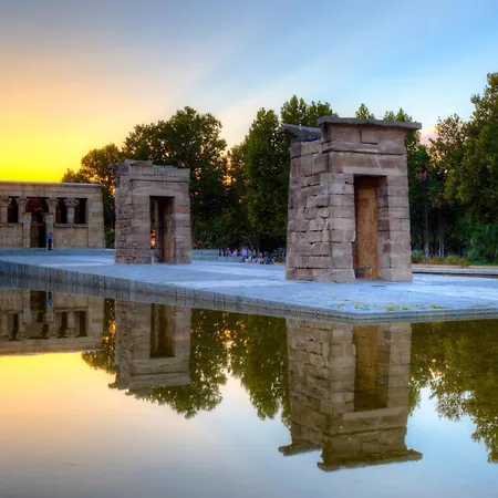 Debod Hostel-2